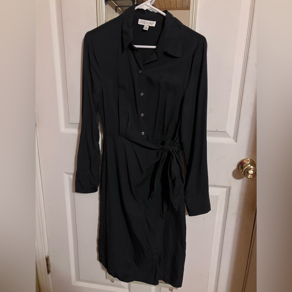 She + Ski Wrap dress size small